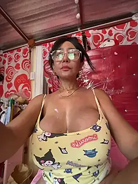 sweetieme Chat XXX in diretta