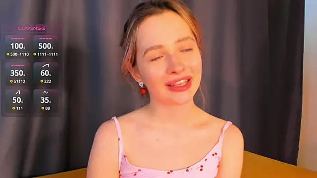 TinselFox Chat XXX live