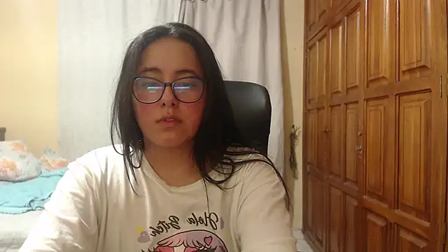 Chat +18 de Venus_cat_ ao vivo