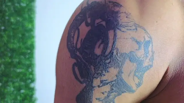 Demitryo Live XXX-Chat
