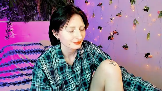 Kira__Cutie's Live XXX Chat