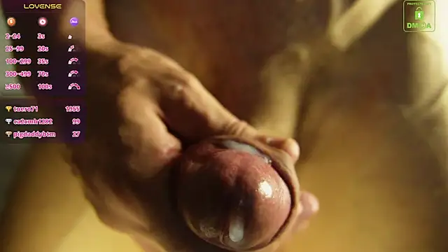 XXX chat uživo modela SteeveMuscle