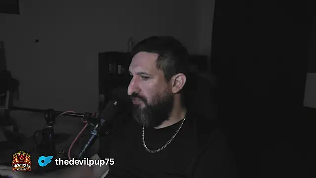 DevilPup75_ Chat XXX in diretta