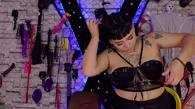 Ranina_BDSM_のライブXXXチャット