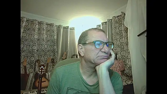 coryassman – Naživo XXX chat
