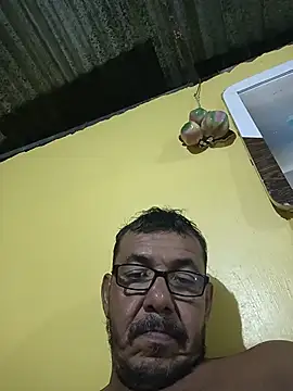 bruno_324278n Live XXX chat