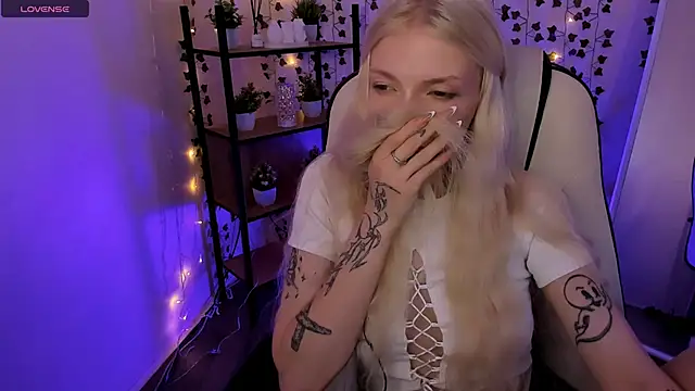 AnyaTaylor_'s Live XXX Chat