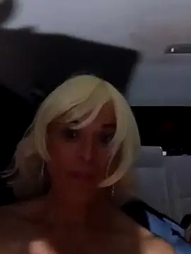 dustbunny64 Adlı Modelin Canlı XXX Sohbeti
