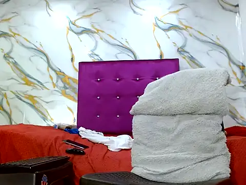 STEVEN-ANGEL Adlı Modelin Canlı XXX Sohbeti
