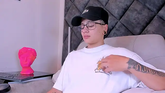 _Eternal_ Live XXX Chat