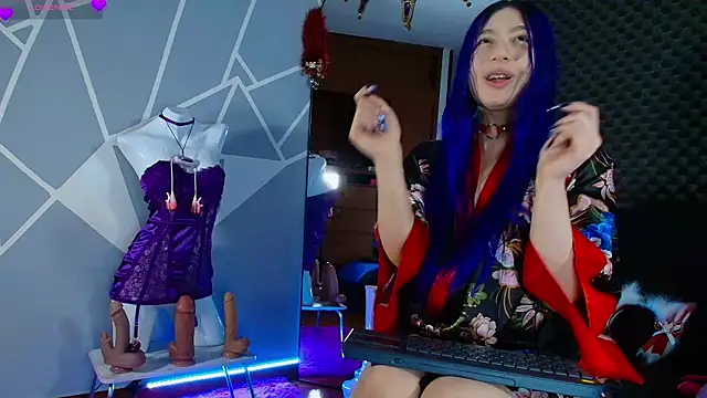 Chat XXX en directo de karlamoon23