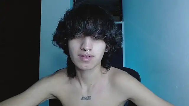 Živý XXX chat littlextreme
