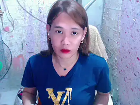 JuicyFoxCock Live XXX-chat