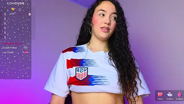 milly_03's Live XXX Chat