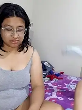 sarah12333 Chat XXX live