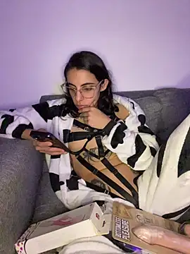Poison_Ivy_29 Live XXX-Chat