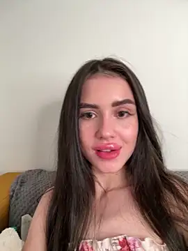 Chat +18 de SofiaLaLight ao vivo