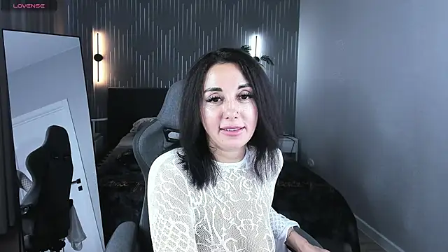 Chat +18 de Mary_Holland ao vivo