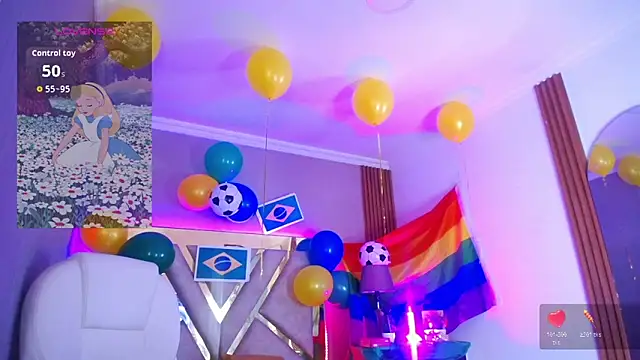 Chat +18 de Tiffany_Valentiine ao vivo