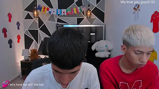 Chat +18 de Juan_Nd_Steven ao vivo