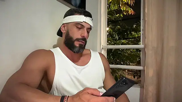 romeolovedark Adlı Modelin Canlı XXX Sohbeti