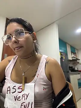 Онлайн чат XXX EXTREMELY_DIRTY_TABOO