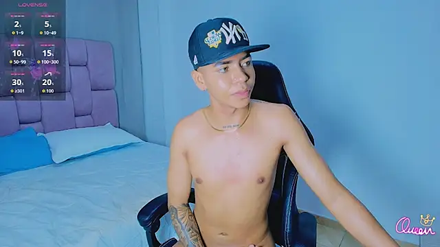 Nico_Hunter_ Live XXX-chat