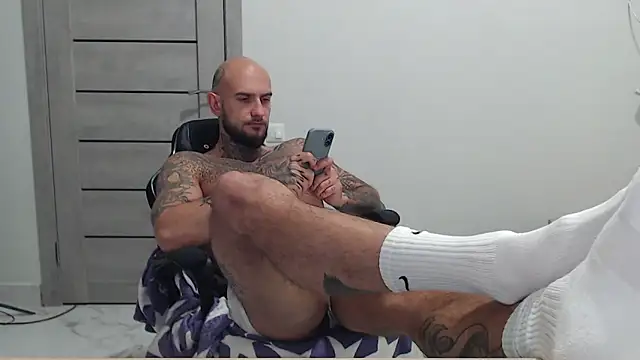 maxi_foxxx Chat XXX live
