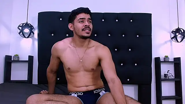 Chat +18 de Dannesh_ ao vivo