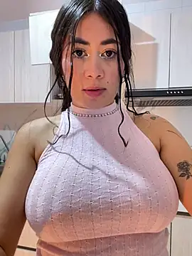 Chat +18 de _MadiLee_ ao vivo