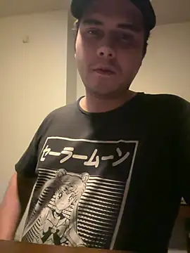 tato15152 Show in webcam