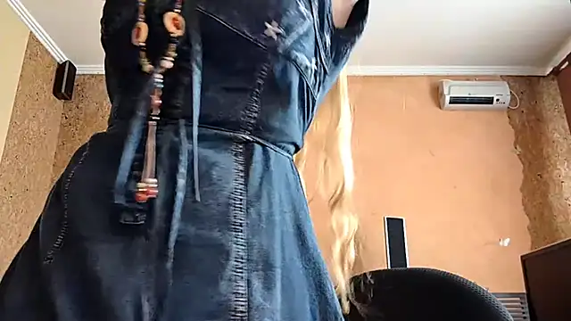 Chat +18 de KateVibe_01 ao vivo