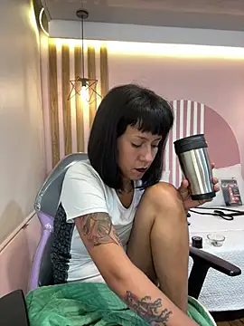 Valkiriia_wiine's Live XXX Chat