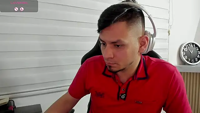 Chat XXX en directo de Rick_Adams