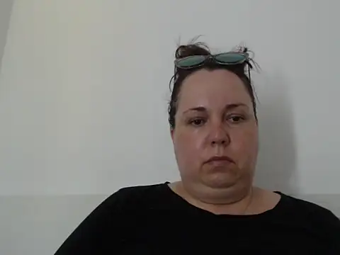 Chat +18 de WendyRhoades ao vivo