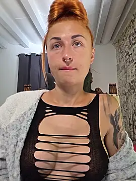 kylie_blck élő XXX-chatje