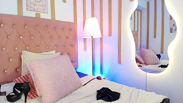 Chat +18 de AnnadirtyXo ao vivo