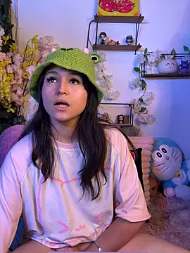 Czat XXX na żywo – Eymmy_24