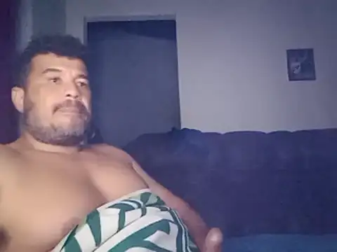 tarra122 Adlı Modelin Canlı XXX Sohbeti