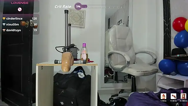 Chat +18 de Kazsandraa ao vivo