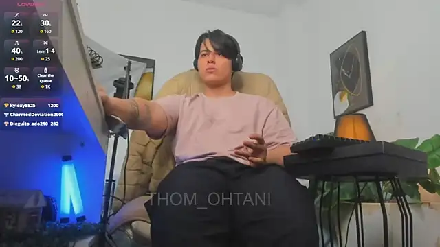 دردشة Thom_Ohtani الجنسية المباشرة