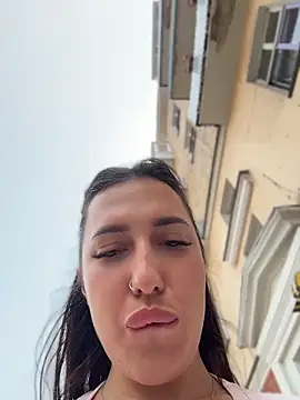 Chat +18 de AleksandraRich ao vivo