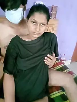 Jerin_Couple61n Webbikameraesitys