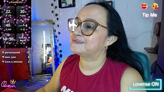 Chatroom XXX en direct de Gia_Nahomi