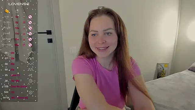 Chat XXX en directo de MikaBloom