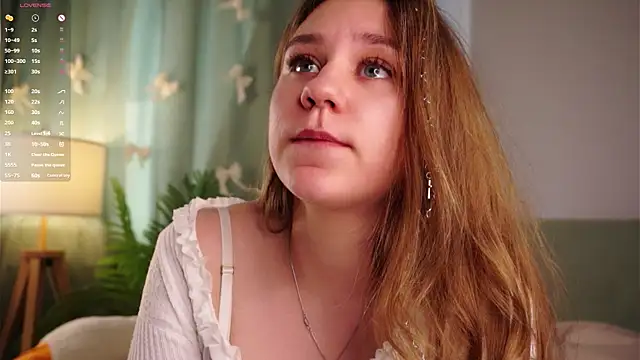 ShantellAngulo: онлайн-секс-чат