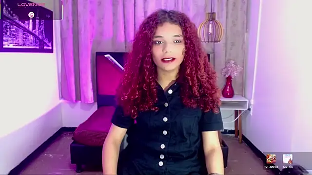 Chat +18 de luisa__torres ao vivo
