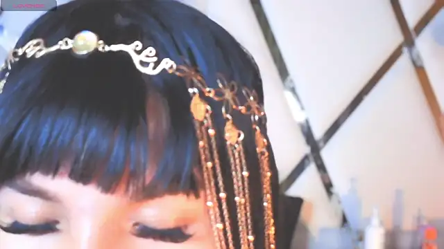 MeelFoxのライブXXXチャット