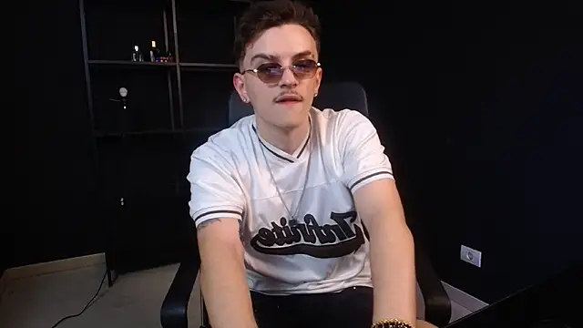 FelixStarkk Live XXX-chat