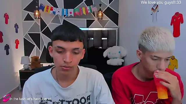 Chat XXX ao vivo de Juan_Nd_Steven